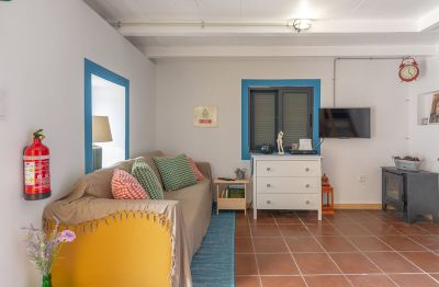 yellow-house-050