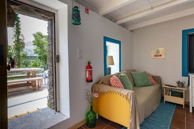 yellow-house-049