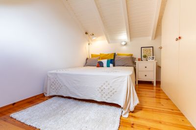 yellow-house-062