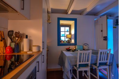 yellow-house-94